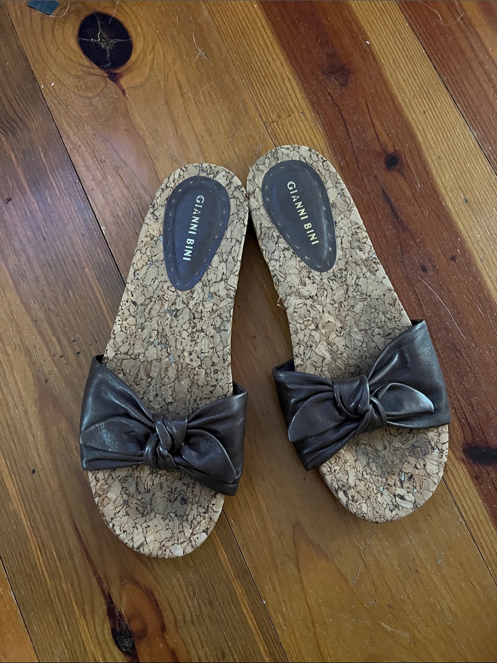 Gianni Buni brand ladies slip-in sandals